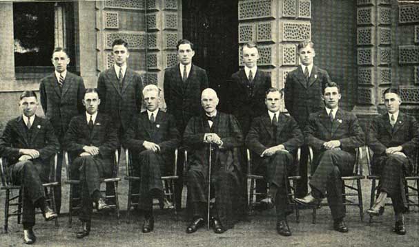 L. A. Adamson with the 1932 Prefects of Wesley College Melbourne.